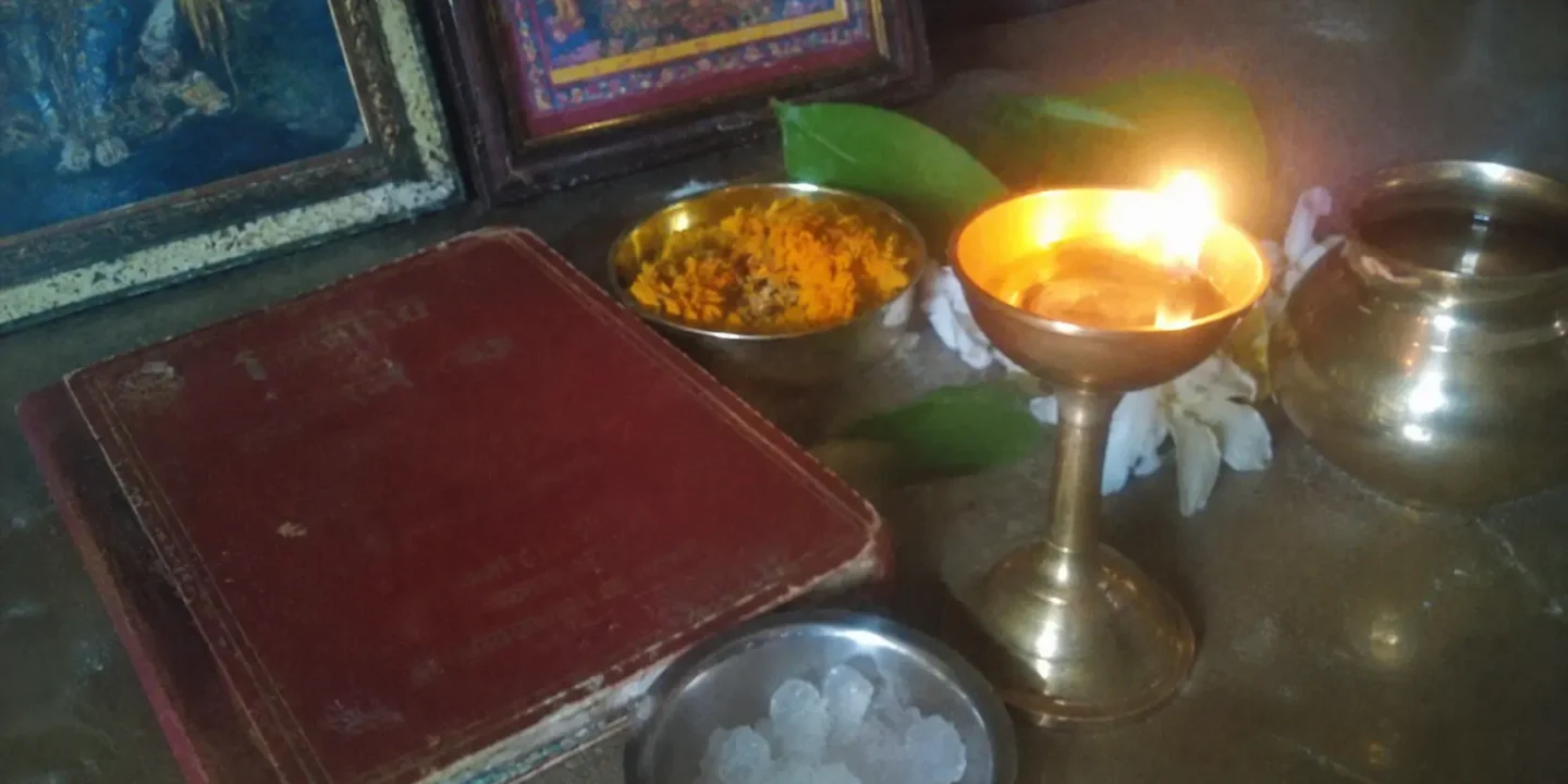 लाल किताब के सिद्ध 25 टोटके और उपाय: नियम व सावधानियां