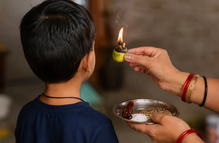 सपने में नजर उतारते देखना: शुभ या अशुभ संकेत?