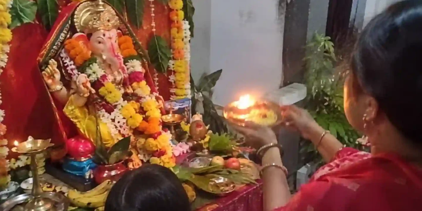 गणेश चतुर्थी 2026 कब है? स्थापना मुहूर्त, पूजा विधि और विसर्जन तारीख
